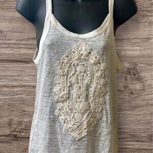 Emma & Sam Tank Top Sleeveless Beautiful Embroidered Off White Cotton Size Small